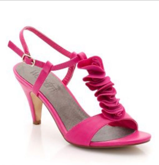 Chaussures rose Fushia! - Mode nuptiale - Forum Mariages.net