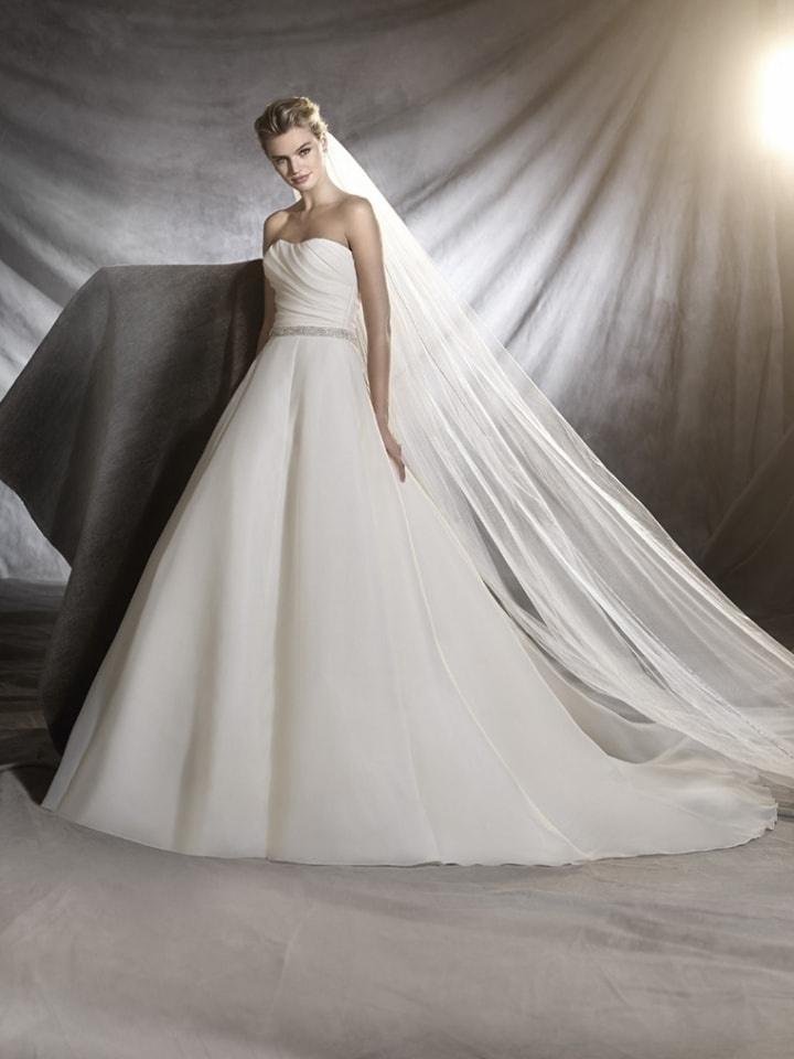 Pronovias