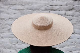 Mademoiselle Chapeaux