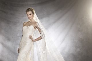 Pronovias