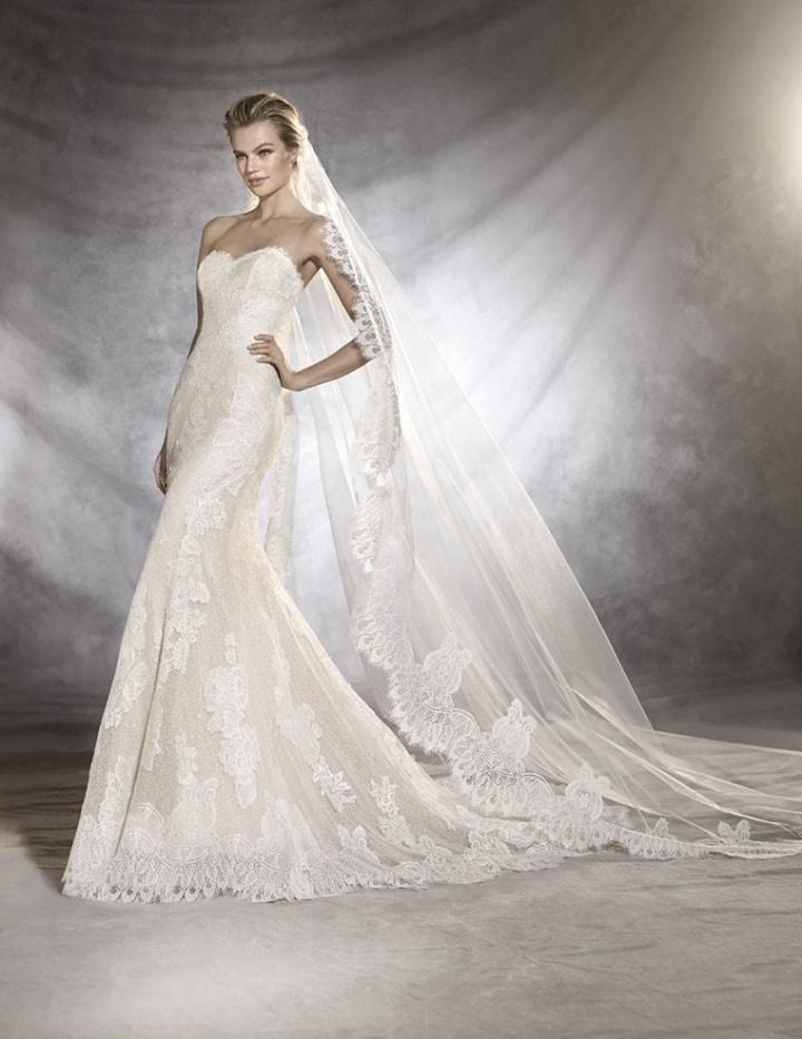 Pronovias