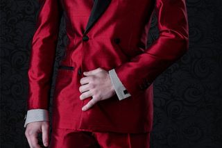 costume mariage homme rouge total look