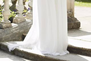 robe de mariée empire pour femme enceinte décolleté coeur