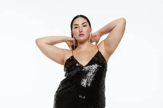 robe cocktail grande taille avec sequins et franges noire