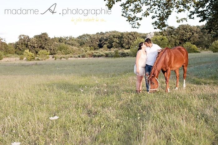 5 couples pour 5 séances photos d'engagement