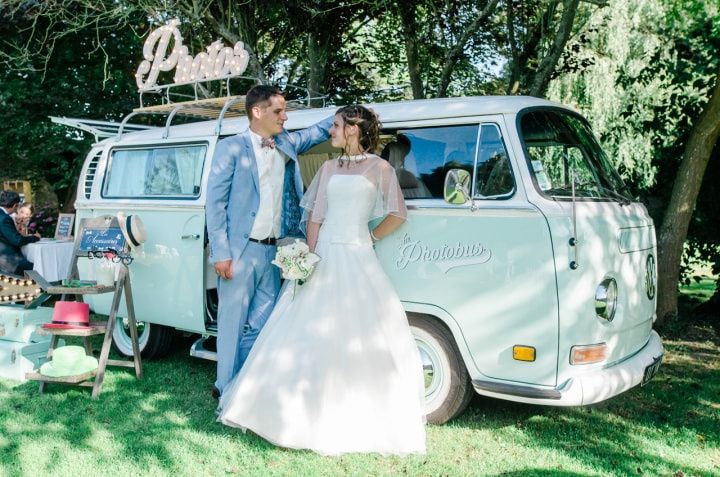 Un cadre photobooth voiture pour mariage - personnalisable et exclusif