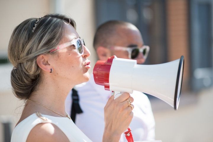 Astuces pour la rédaction de vos discours de mariage humoristiques