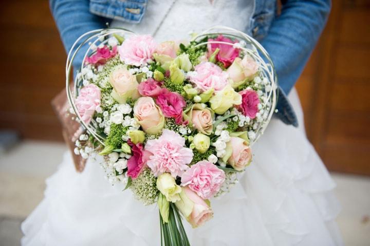 Prix du bouquet de la mariée : combien coûte-il selon les différents choix ?