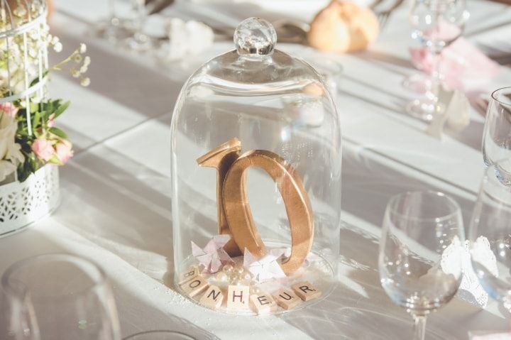 30 décorations de table de mariage avec des cloches en verre