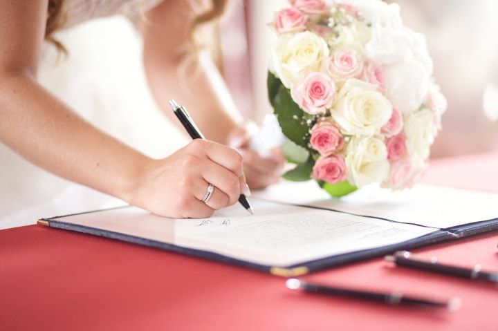 Dossier de mariage : voici la liste des documents à fournir avant votre passage à la mairie