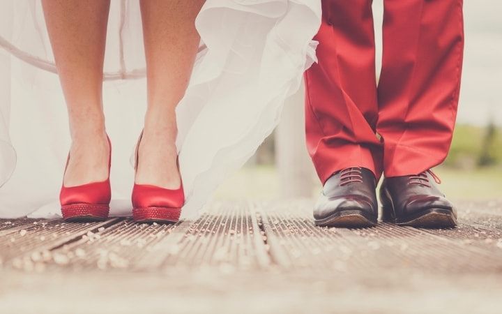 Mariage en rouge : 20 façons de combiner la passion dans votre décoration