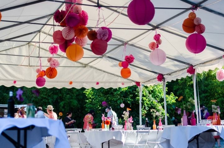 Décorer son mariage avec des pompons DIY