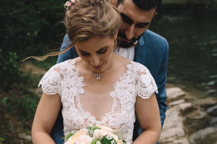 35 robes de mariée avec décolleté Queen Anne 