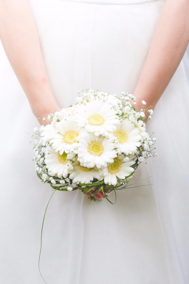 petit bouquet de mariée blanc printemps