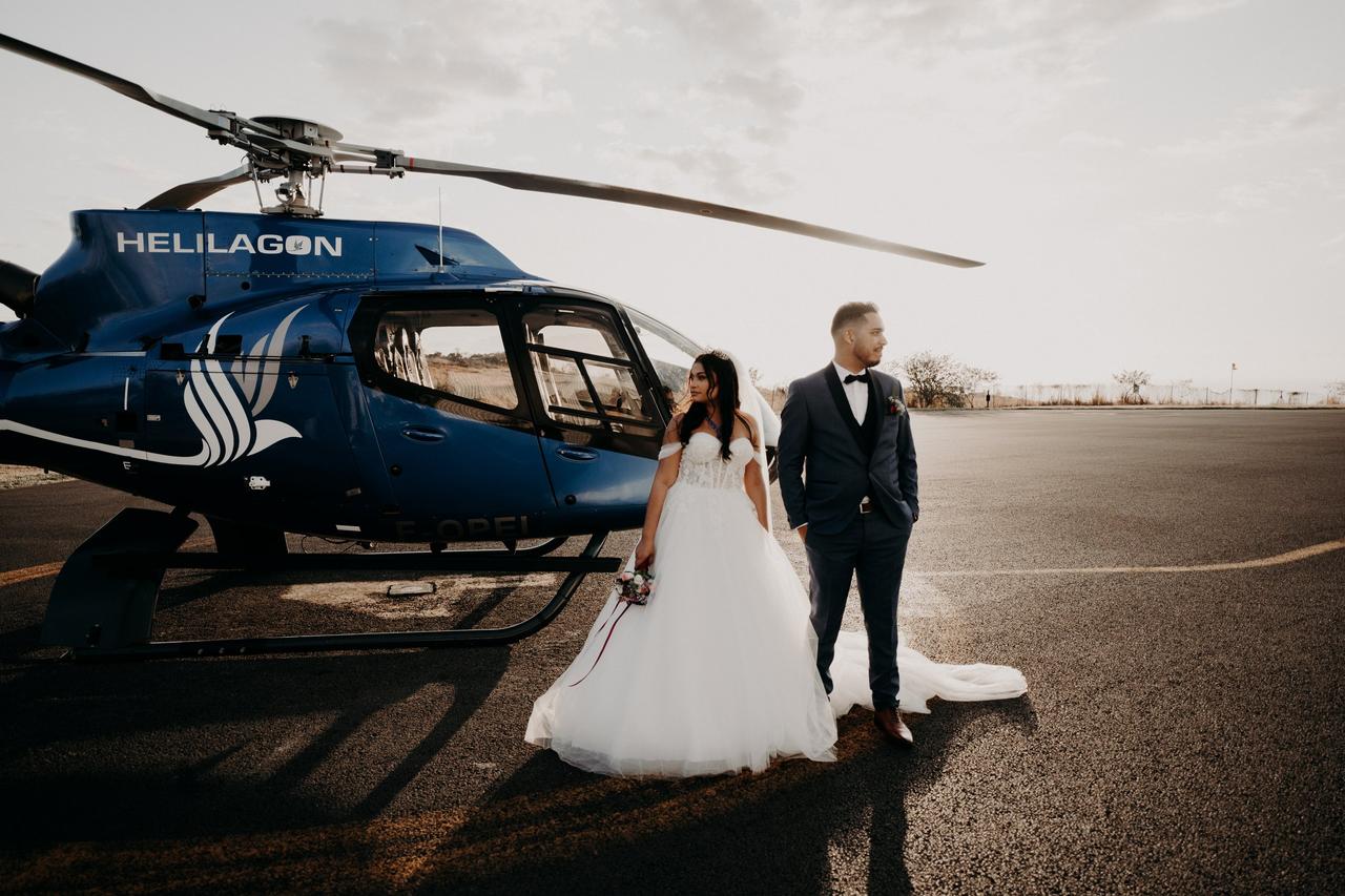 arrivee maries transport mariage original helicoptere