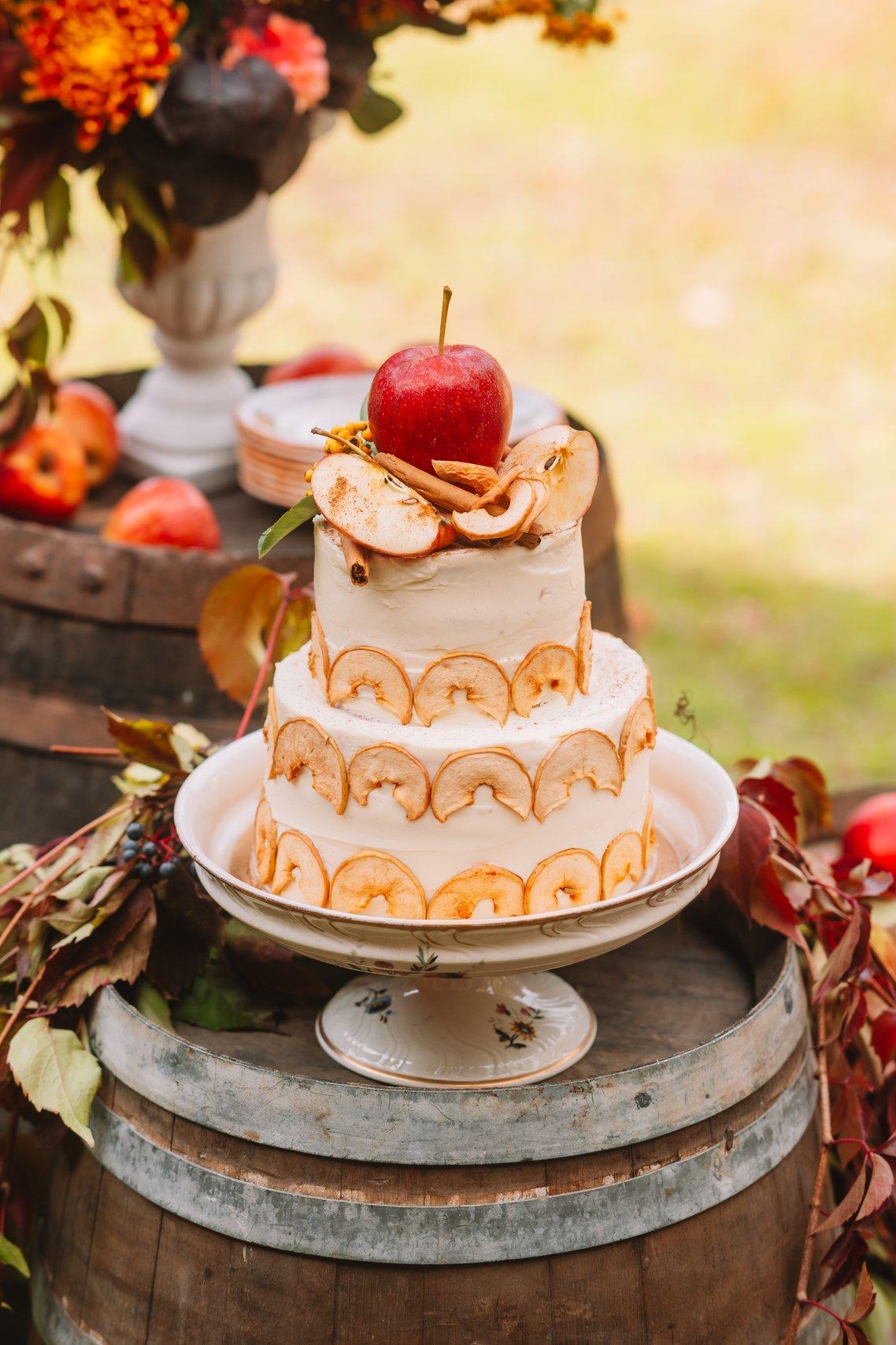 wedding cake automne pomme cannelle
