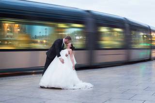 Photo couple mariage originale urbain