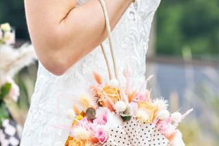 Bouquet de mariée sac à main avec fleurs et papier