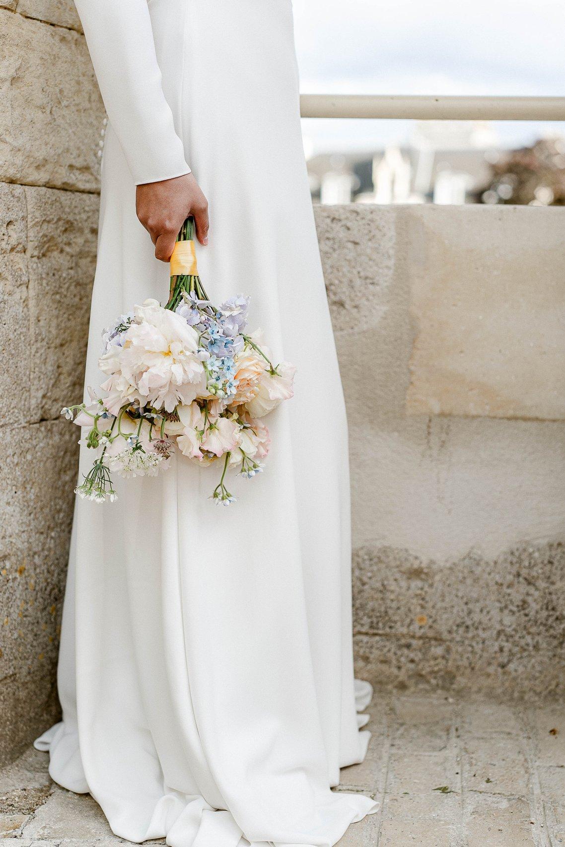 petit bouquet de mariée chic et élégant