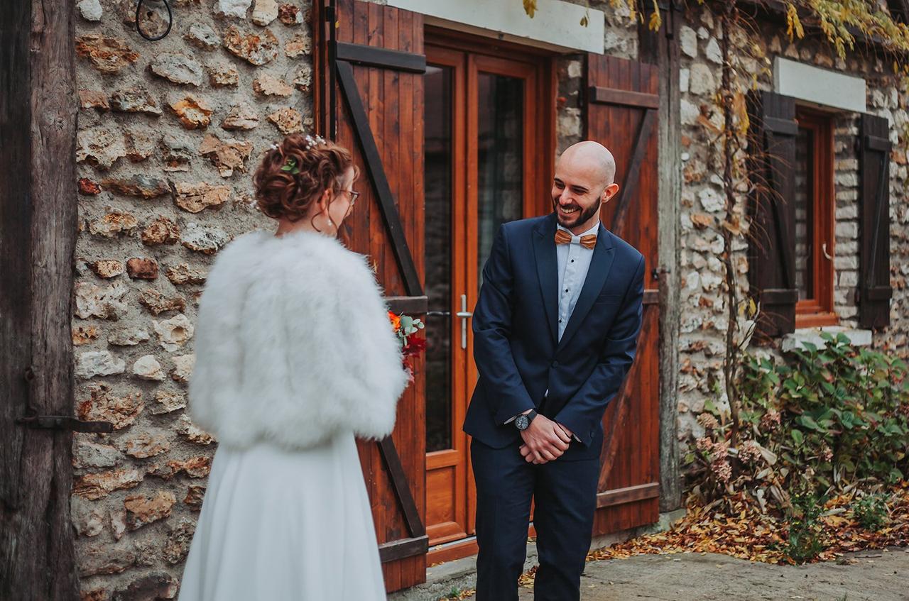 manteau de mariée en fourrure blanc