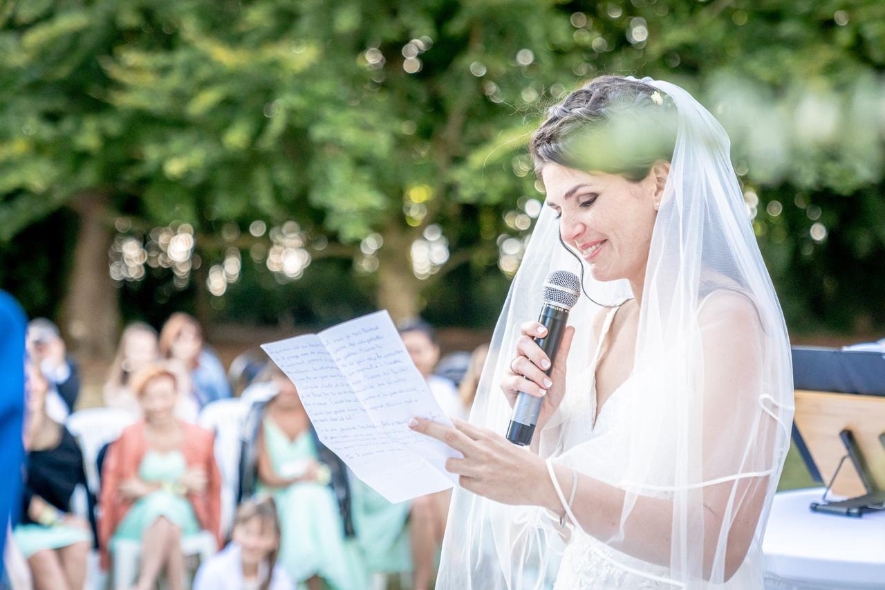 8 Poemes D Amour Pour Votre Ceremonie De Mariage