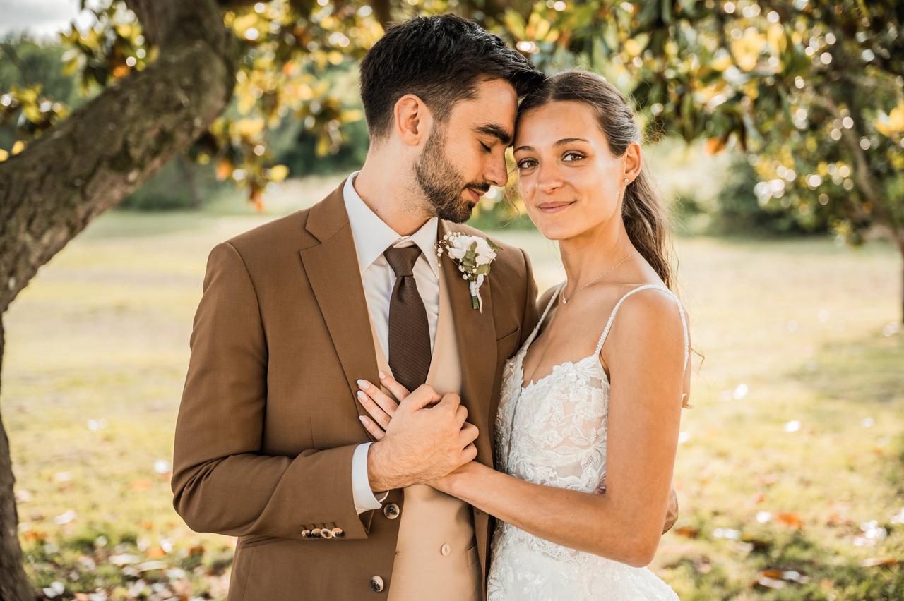 couple marié, mariage changement de nom, changer de nom de famille mariage