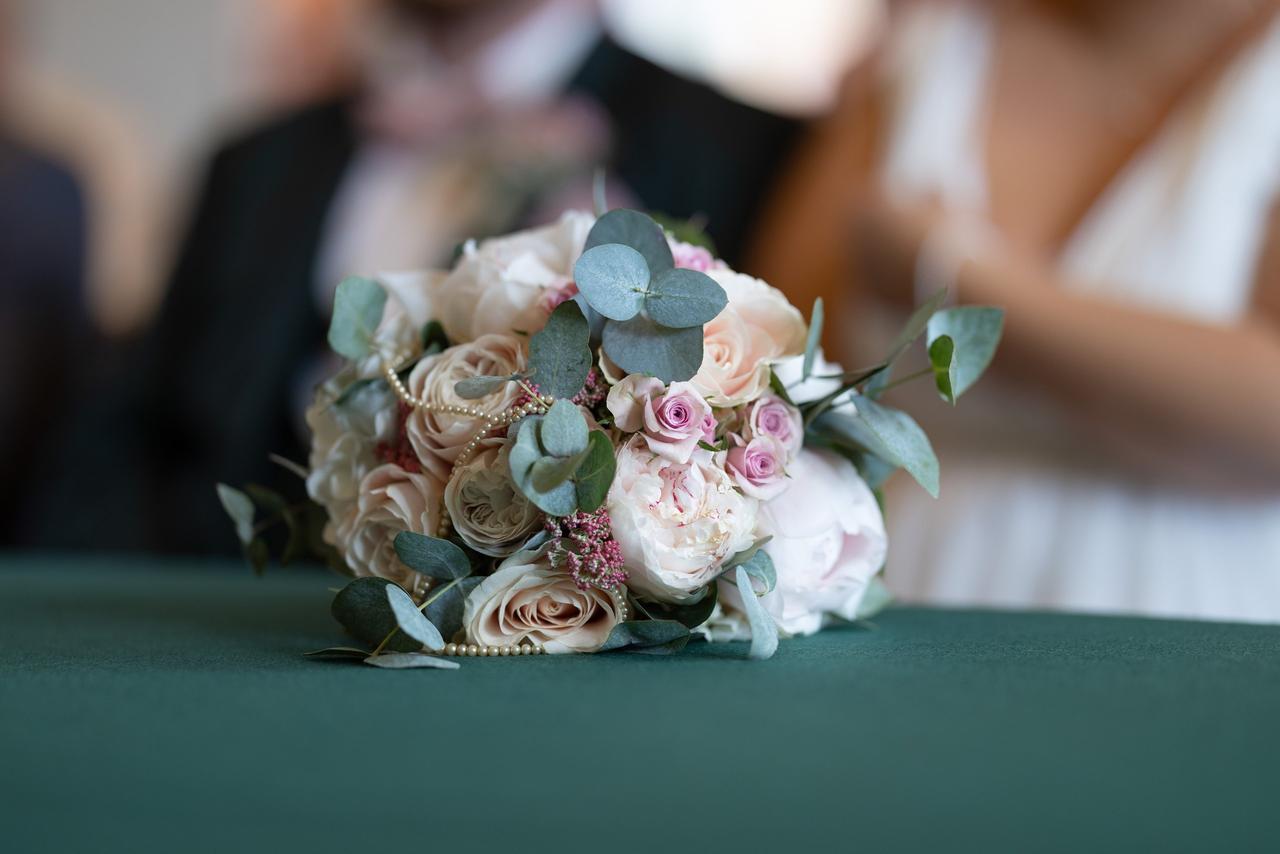 petit bouquet de mariée chic et élégant