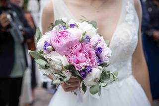 bouquet de mariée rond rose, blanc et lilas