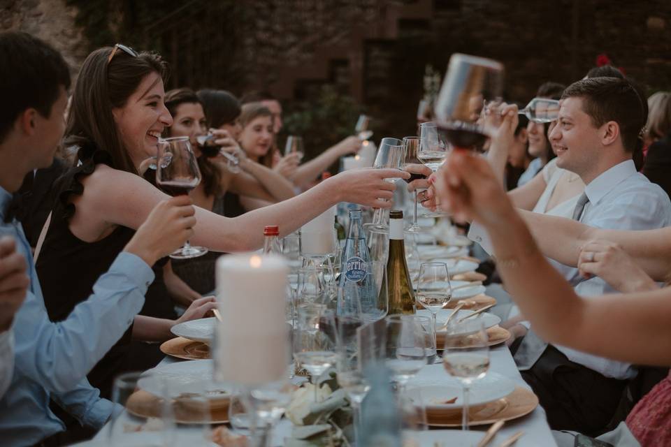 Banquet de mariage : 8 superstitions culinaires à travers les âges