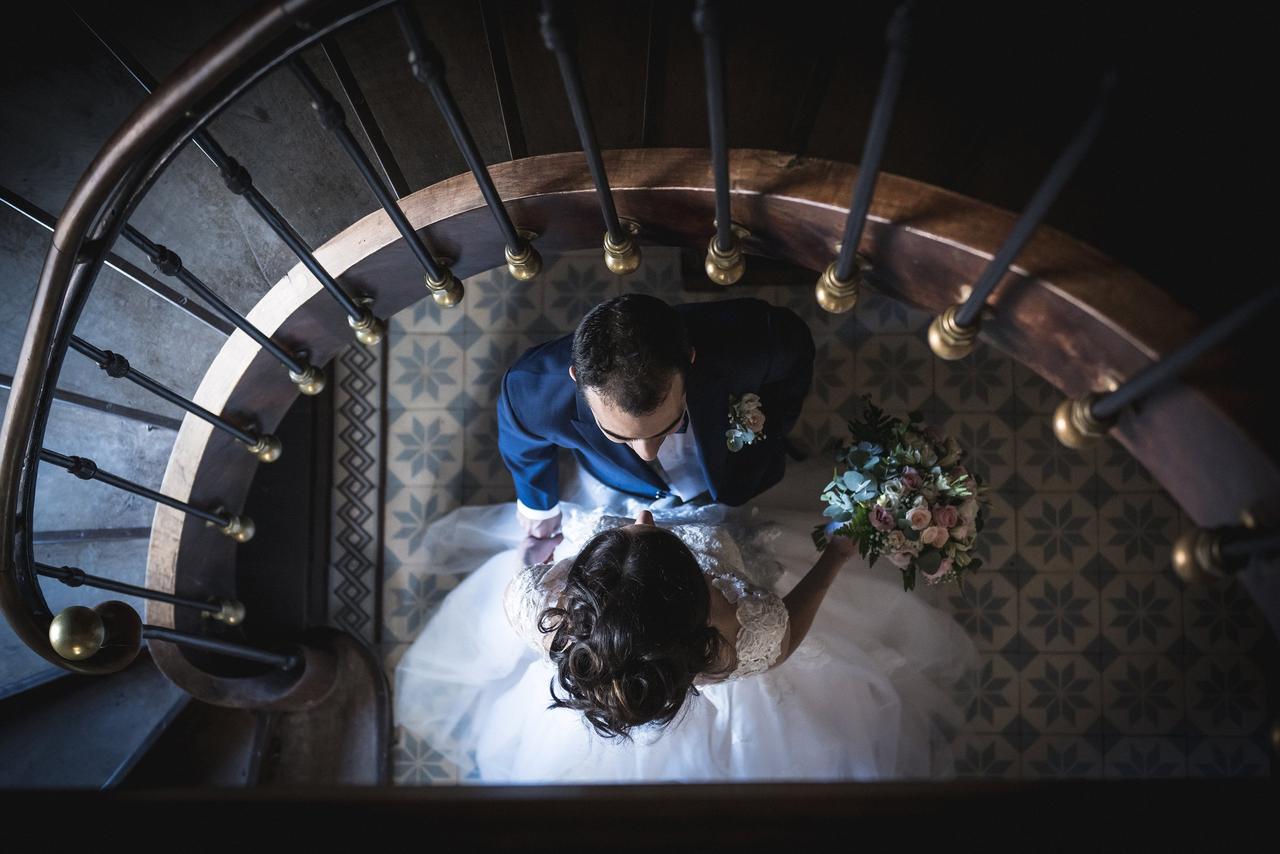 Photo couple mariage originale vue aerienne