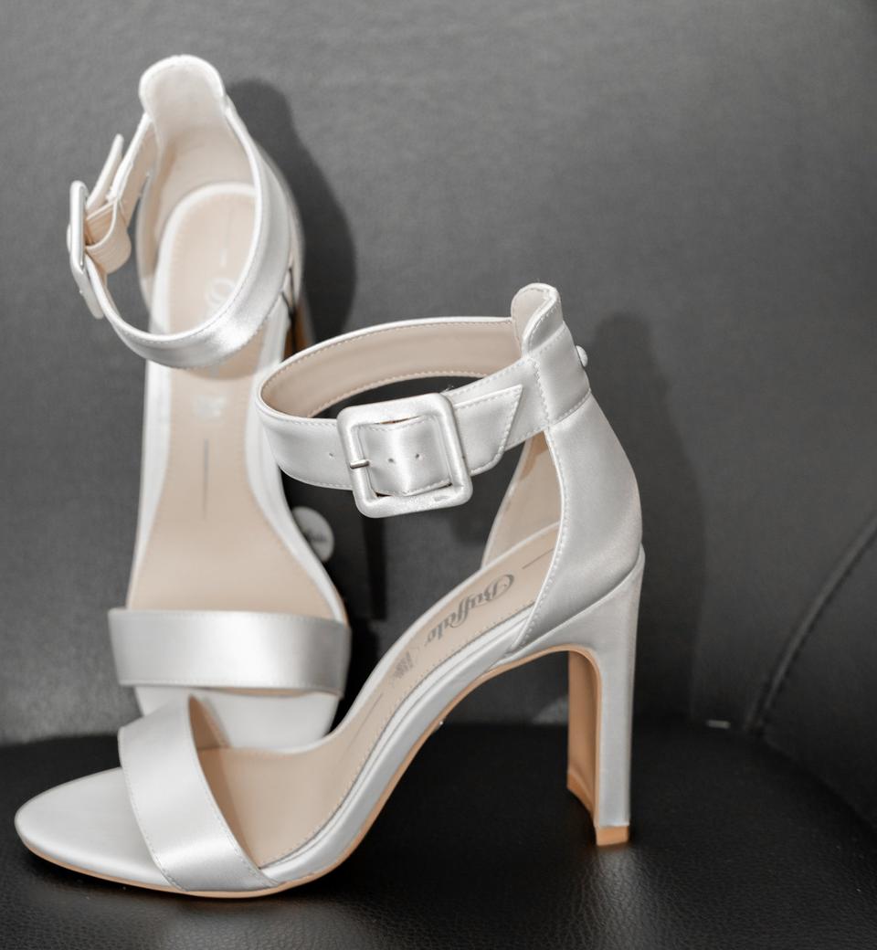 Chaussures de mariage : le guide de 50 modèles pour vous aider à ...