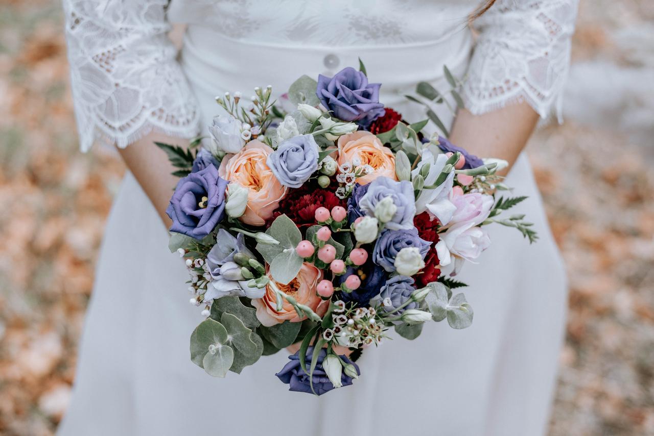50 bouquets champêtres pour votre look de mariée