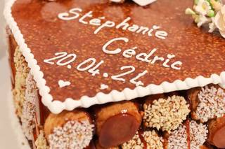 piece monteechoux en forme de coeur contemporaine