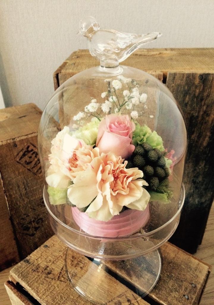 centre de table mariage sous cloche en verre - Blog Tendance Boutik,  décoration de mariage et anniversaire