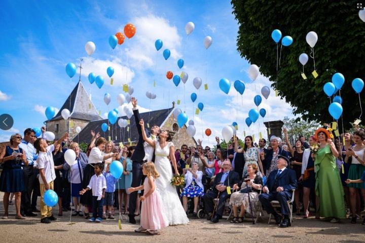 Lâcher de ballons lumineux led - Mariage Gaëlle & Thomas - surprise  invités, wedding