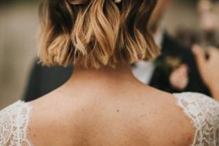 perles comme accessoires de mariée pour cheveux