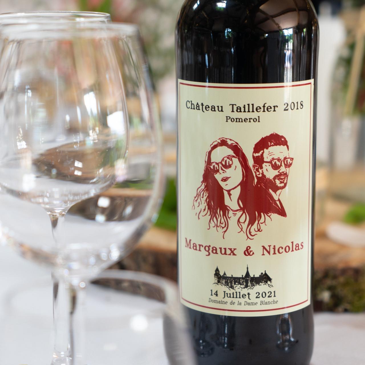 bouteille personnalisée pour annoncer son mariage de manière originale, annonce de mariage idée