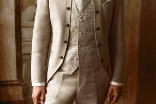 costume de mariage beige 3 pièces avec gilet et cravate