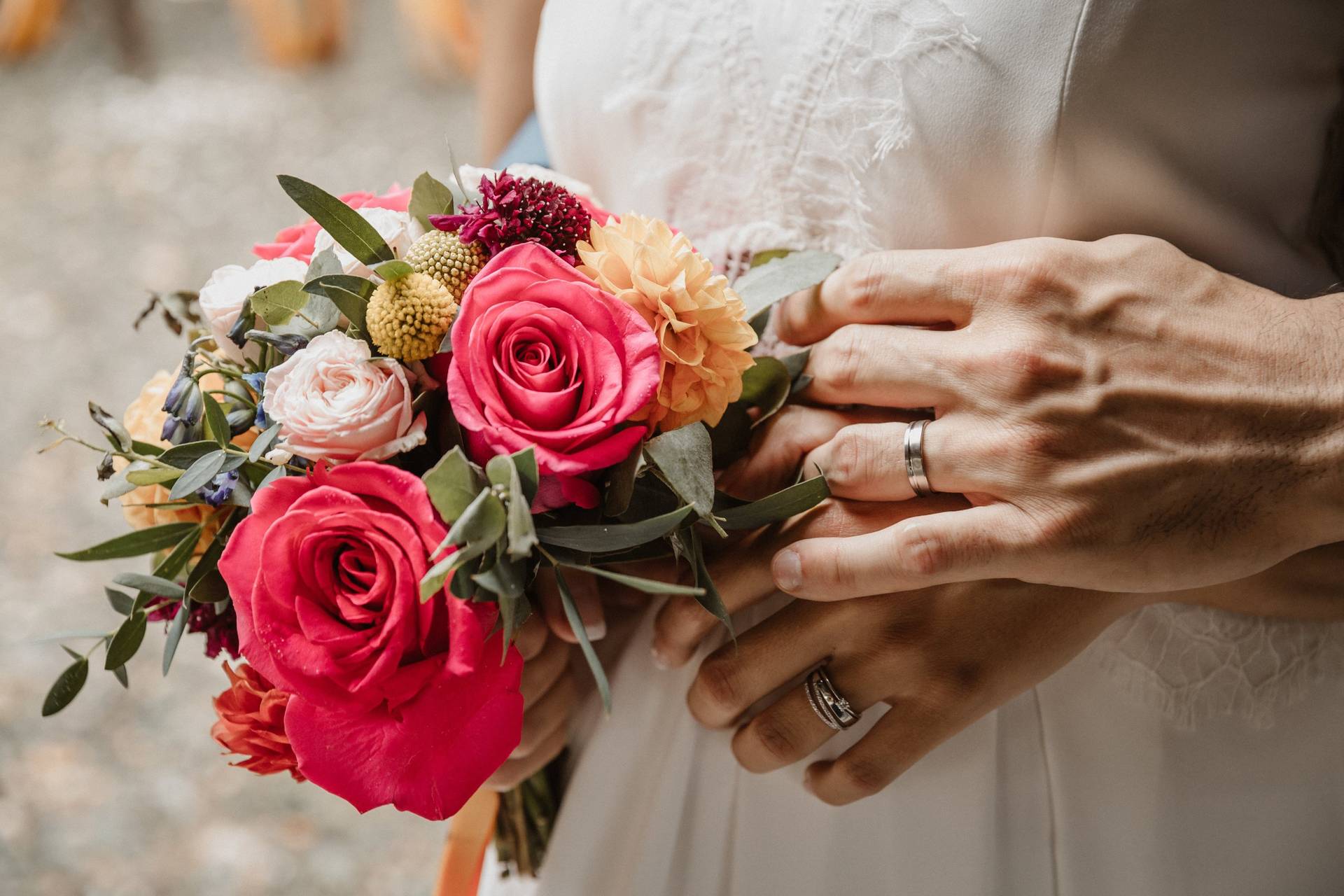 Un Bouquet De Mariée De Saison ? Le Calendrier Des Fleurs à Garder En Tête