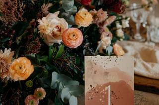 inspiration mariage mocha mousse, couleur pantone 2025