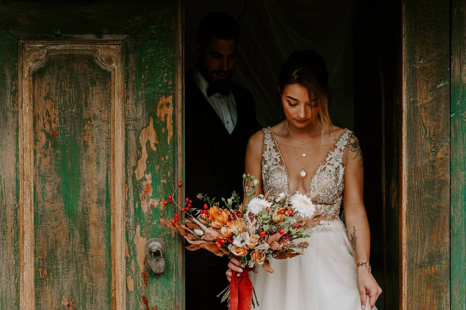 20 bouquets de mariée avec des baies rouges 