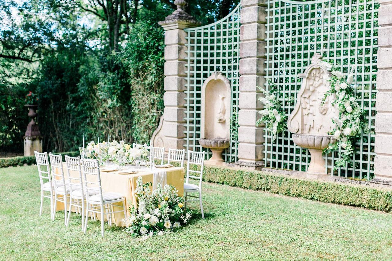 jaune beurre décoration table mariage