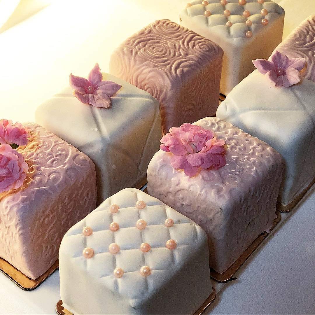Mini cake : la nouvelle tendance wedding cake toute mimi