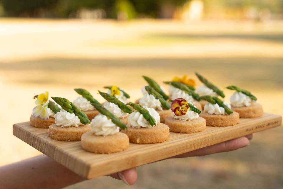 Nos meilleures idées pour un repas de mariage de printemps !