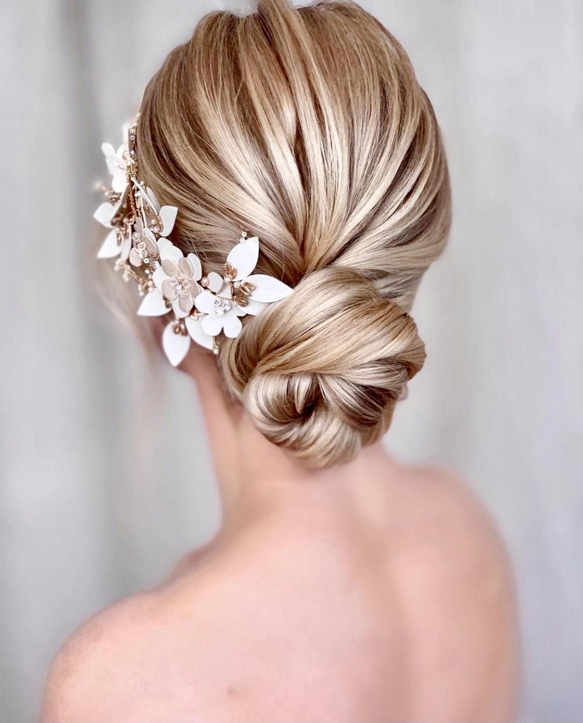 chignon bas mariage accessoire