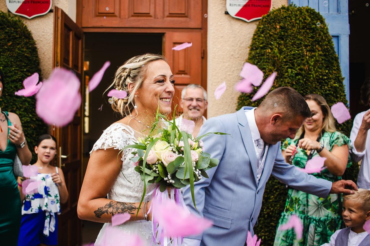 sortie de ceremonie confetti biodegradable