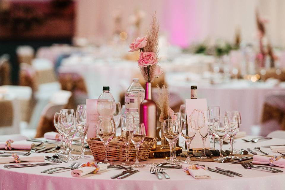 6 astuces déco pour vos tables de mariage rondes