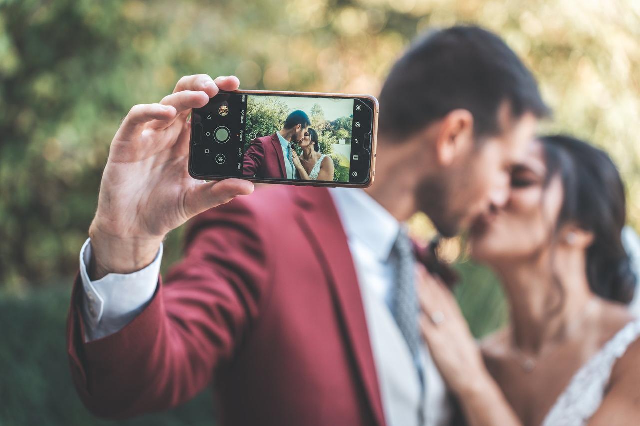 mariage surprise simple couple