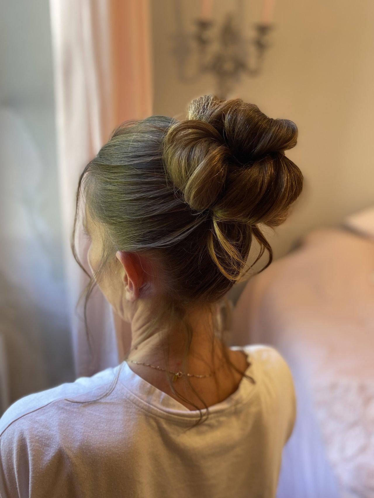 chignon haut mariée