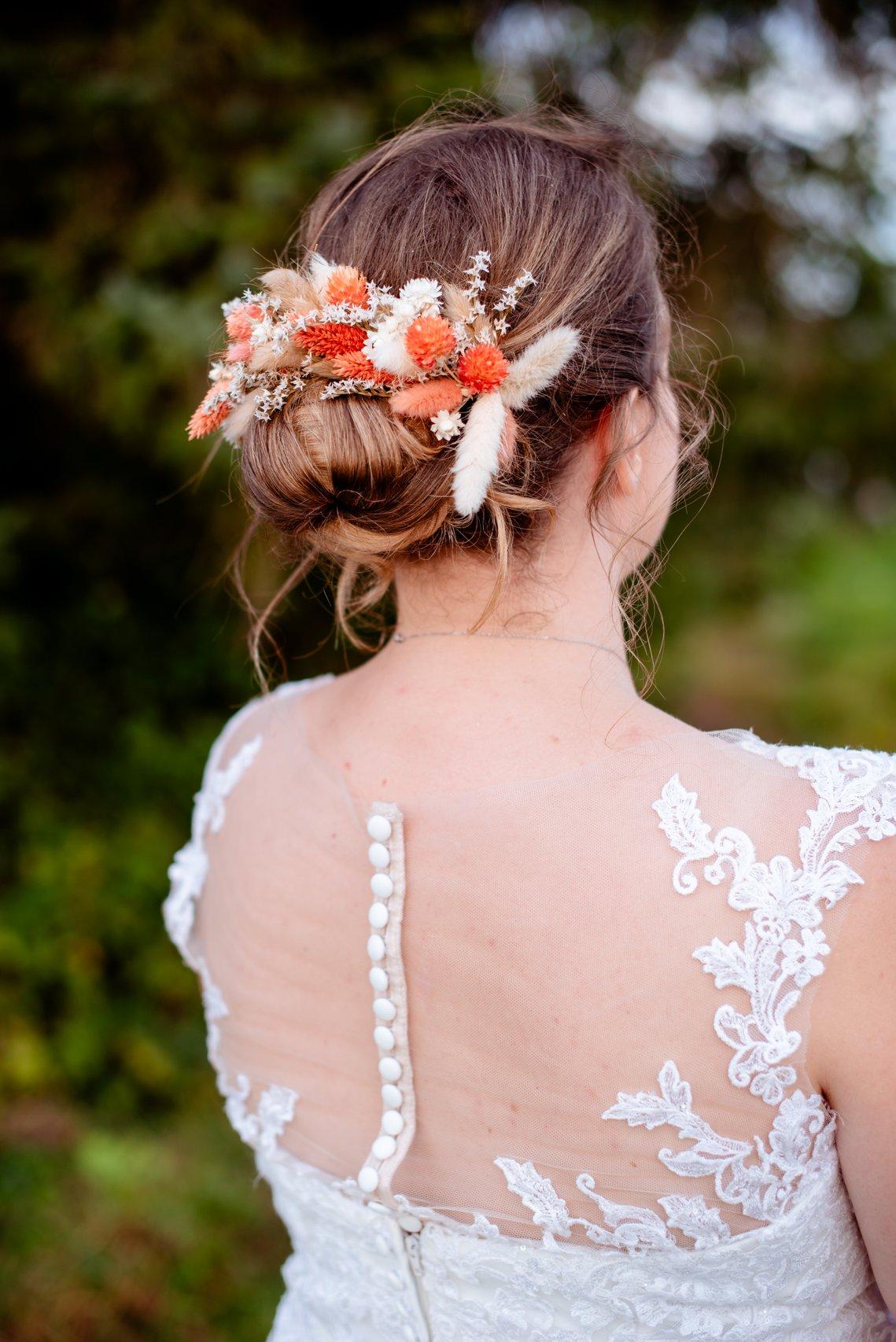 coiffure mariée fleurs séchées